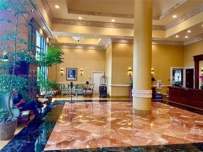 Foto del edificio - 8390 SW 72nd Ave