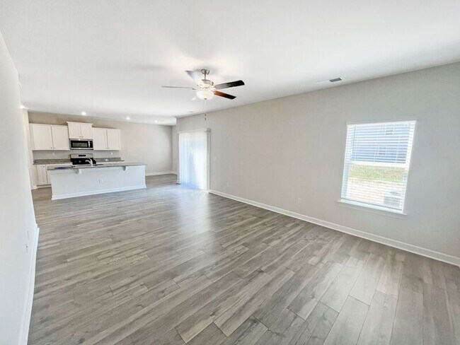 Building Photo - 2332 Valverde Way
