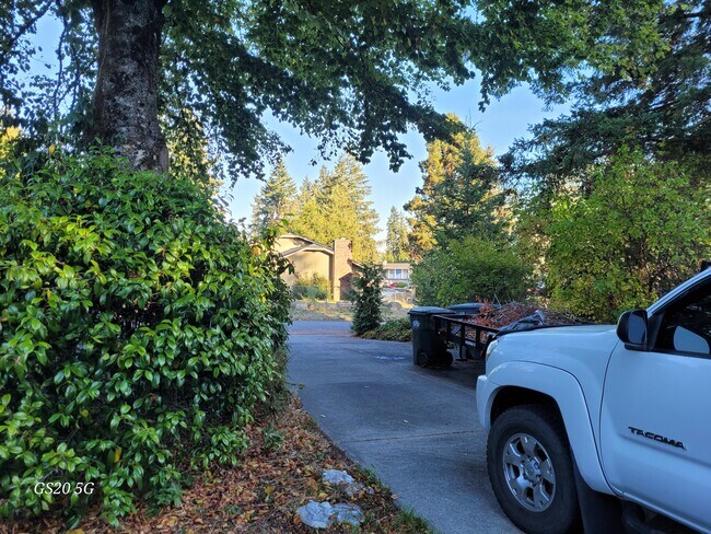 Aparcamiento en la calle - 15712 13th Avenue Ct E