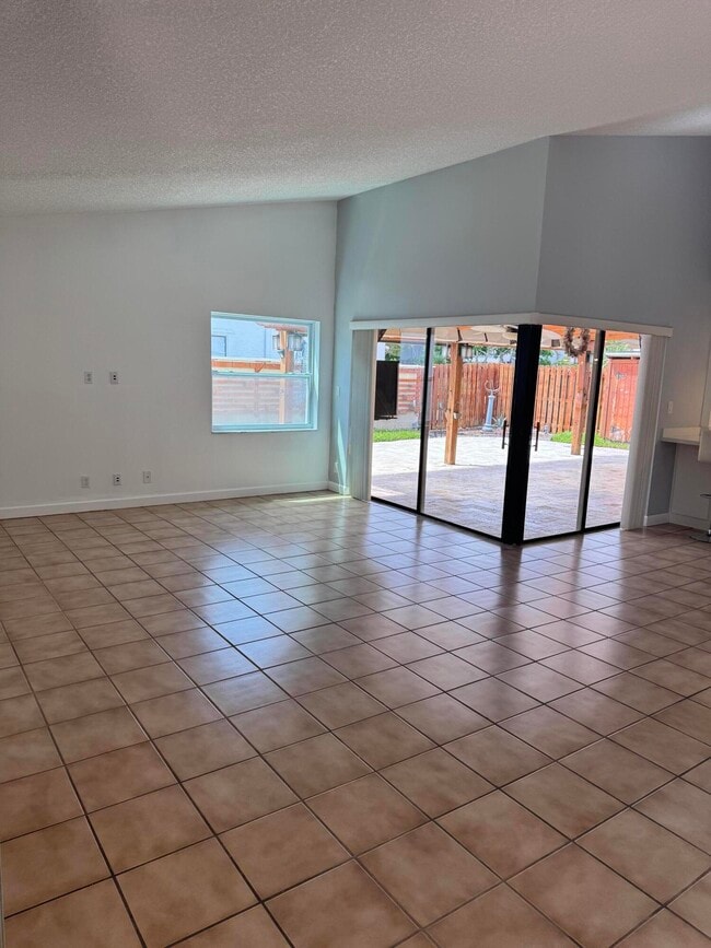 Building Photo - 860 NW 21st Way