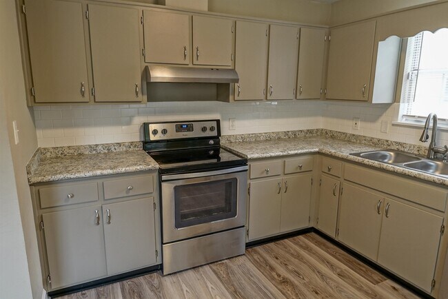 Foto del edificio - 1537 Cinnamon Bear Cir