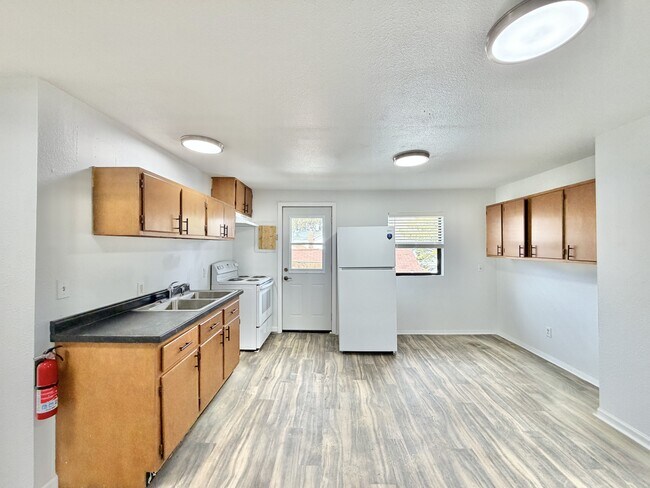 Foto del edificio - 425 S Jackson St