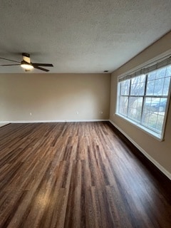 Building Photo - 1718 Murray Creek Dr