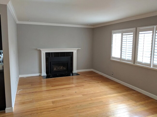 Foto del edificio - 3307 Shasta Dr