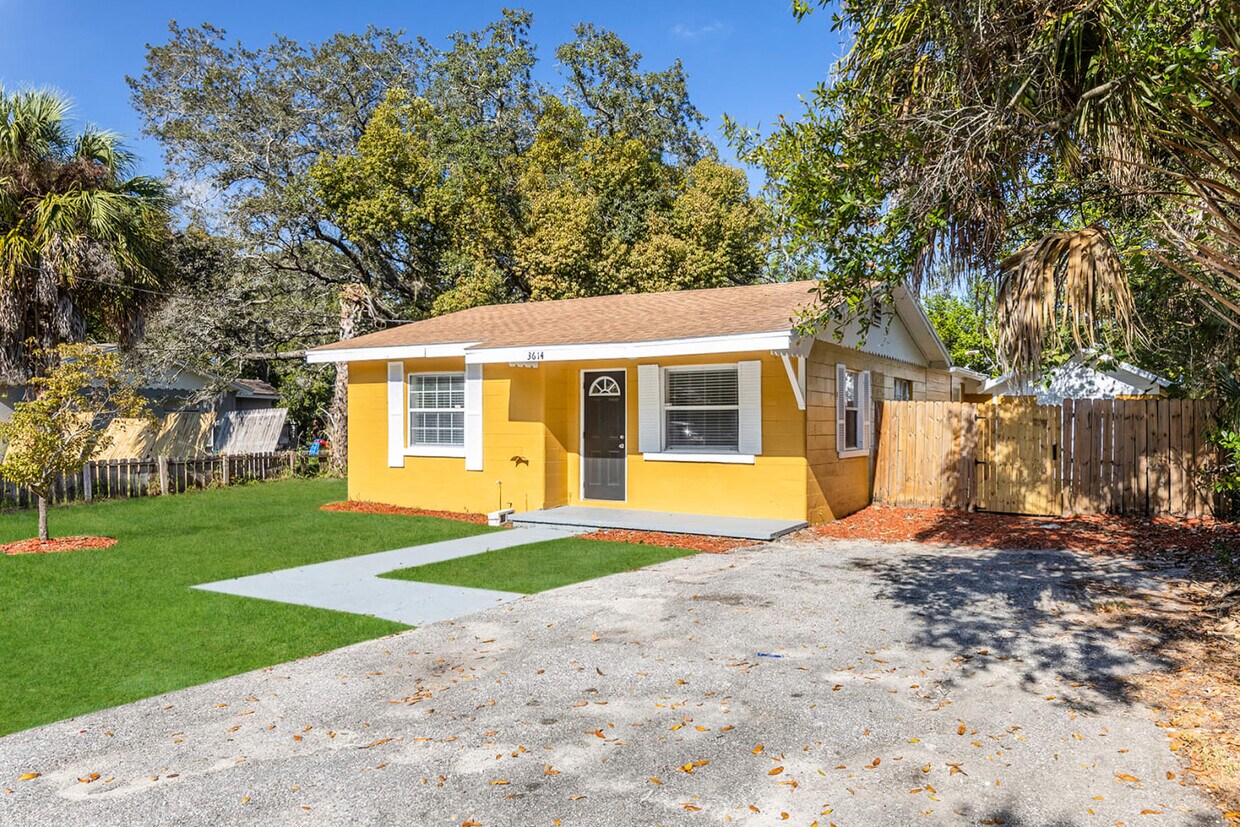 Foto principal - 3614 E Ellicott St