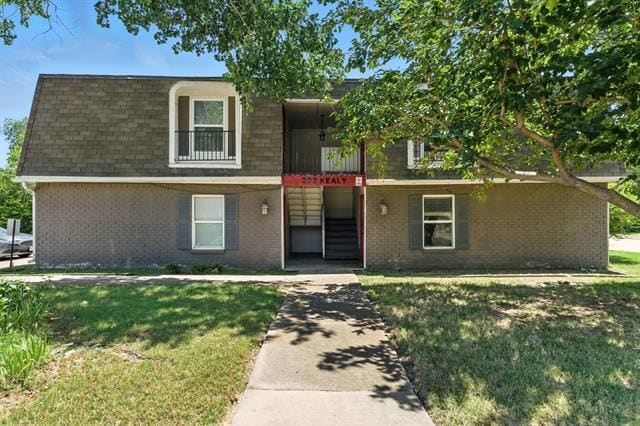 Building Photo - 202 N Kealy Ave