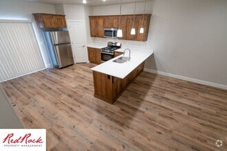 Building Photo - 499 N 550 W