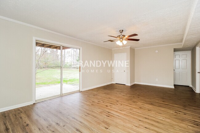 Foto del edificio - 1334 Colonial Trce NW