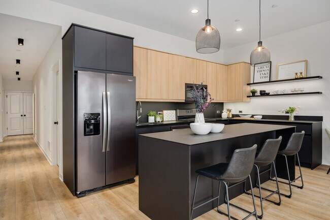 Foto del edificio - 288 Stonington Dr