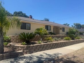 Building Photo - 5587 Cathedral Oaks Rd