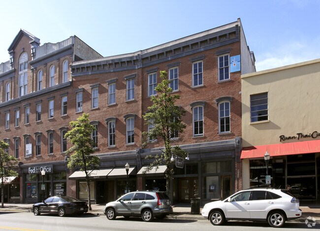 Foto del edificio - 5-15 W Broughton St