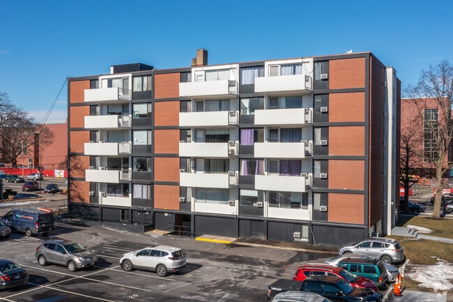 Primary Photo - 840-846 Massachusetts Ave