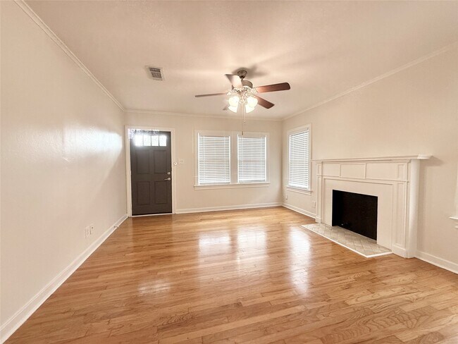 Foto del edificio - 813 Gale St