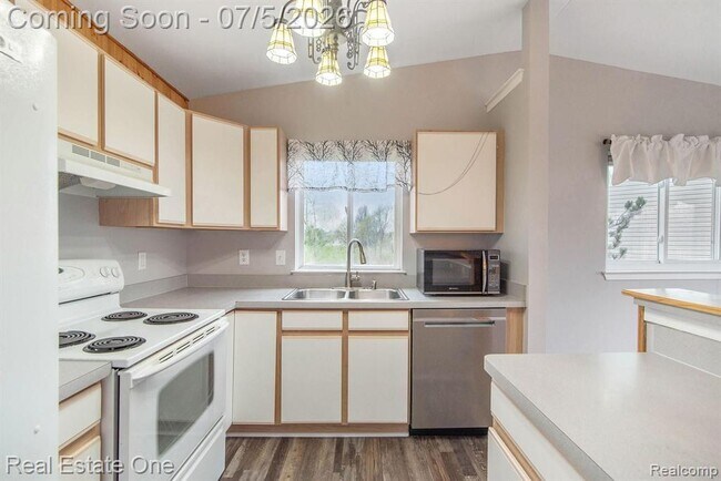 Foto del edificio - 9527 Greenfield Ct