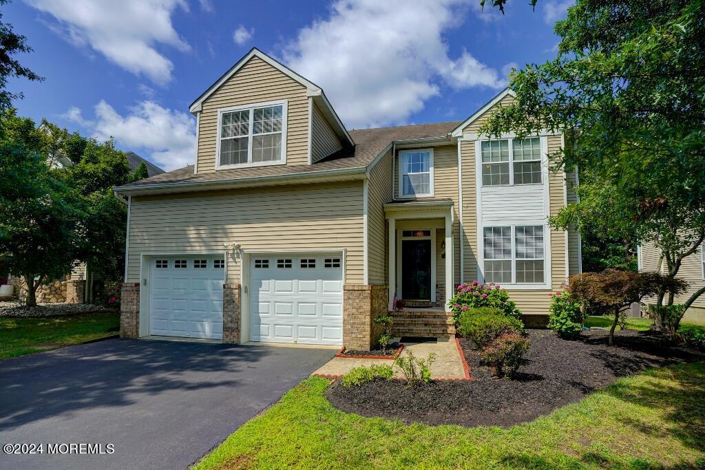 Primary Photo - 6 Mulberry Ln