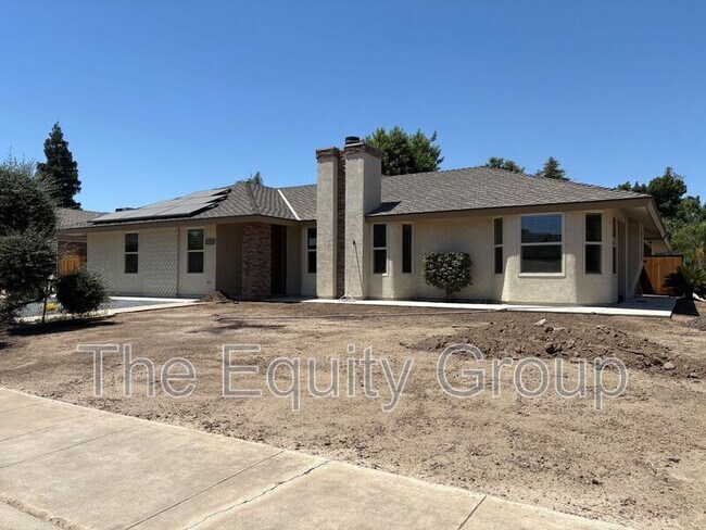 Foto del edificio - 2322 E Vassar Dr