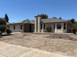 Building Photo - 2322 E Vassar Dr