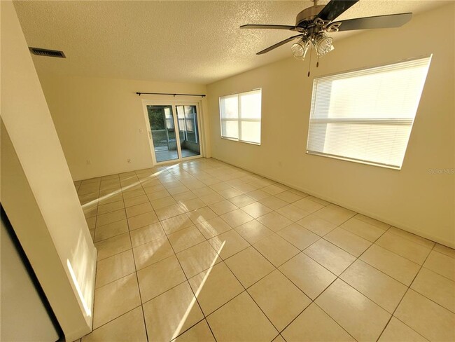 Foto del edificio - 4007 Audubon Dr