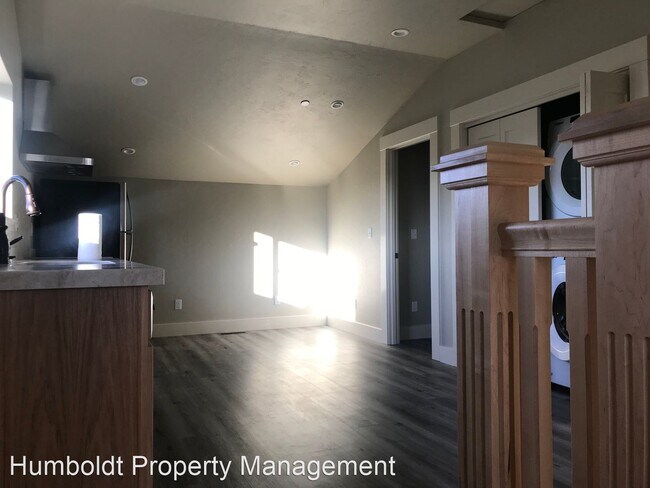 Foto del edificio - 2 br, 1 bath House - 2004 G Street #B