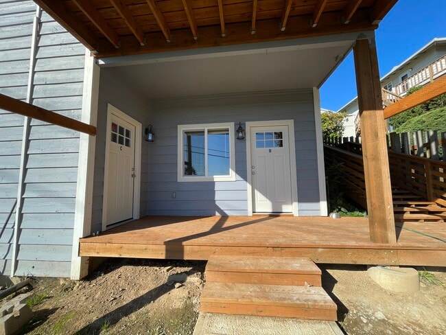 Building Photo - 15166 SW 119th Ave