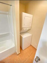 Building Photo - 224 NE 19th Ave