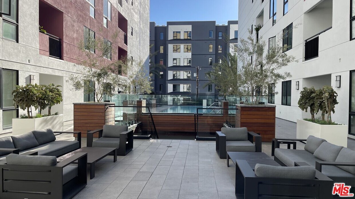 1234 Wilshire Blvd Unit 201, Los Angeles, CA 90017 Condo for Rent in