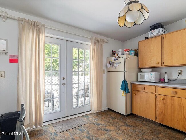 Foto del edificio - 1587 Bradley St