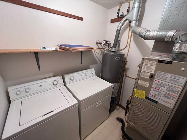 Foto del edificio - 543 Duroc Ct