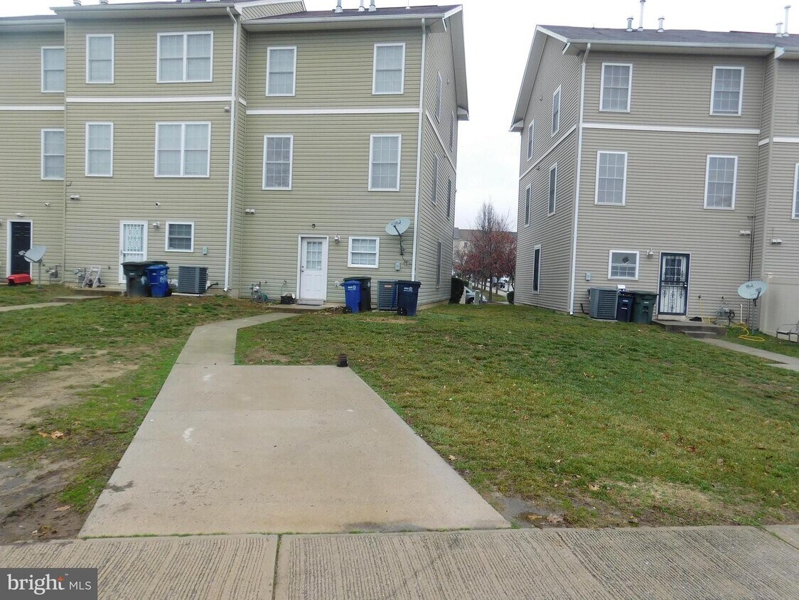 Primary Photo - 1439 Shippen Ln SE