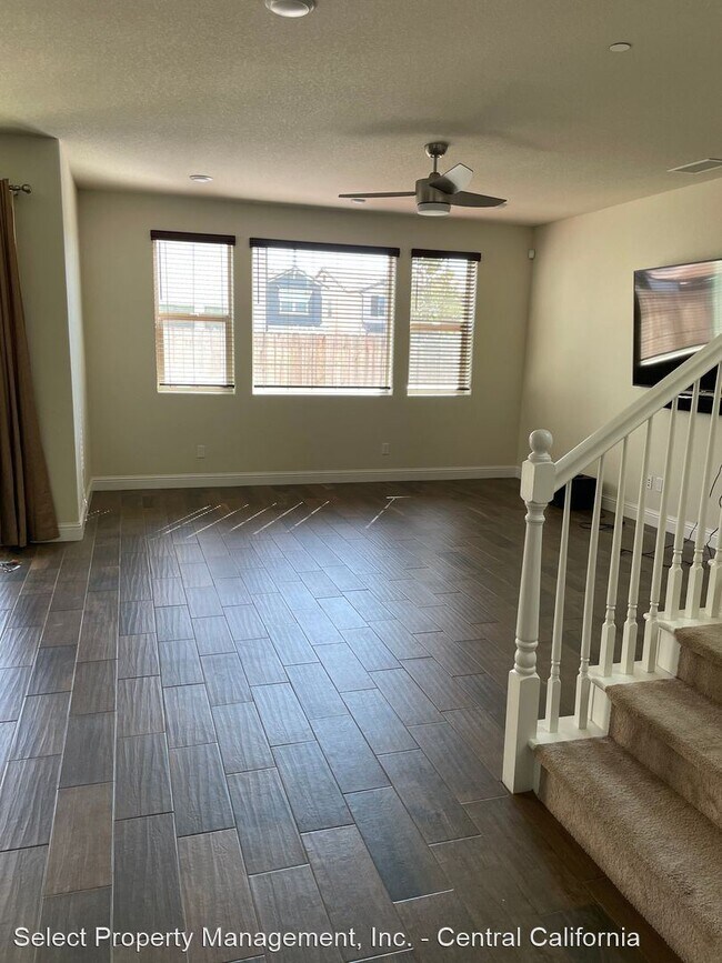 Foto del edificio - 4 br, 3 bath House - 1335 E. Via Azzurra Way