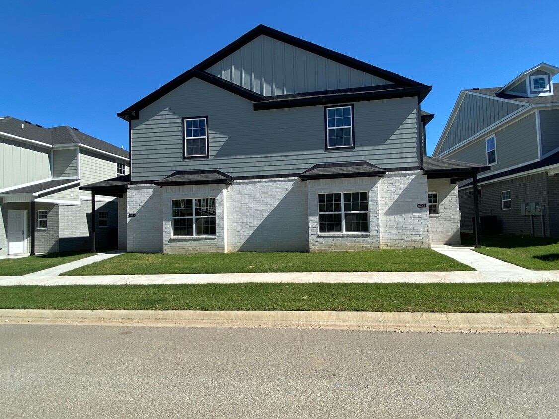 Primary Photo - ARFAY SOUTH AMARILLO AVE 822