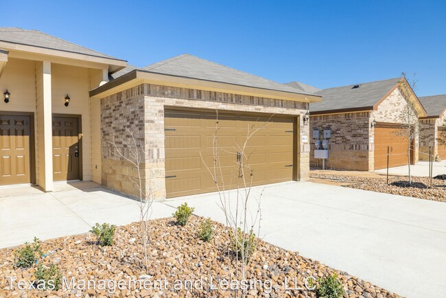 Building Photo - 3 br, 2 bath House - 9111-2 Canyon Bend
