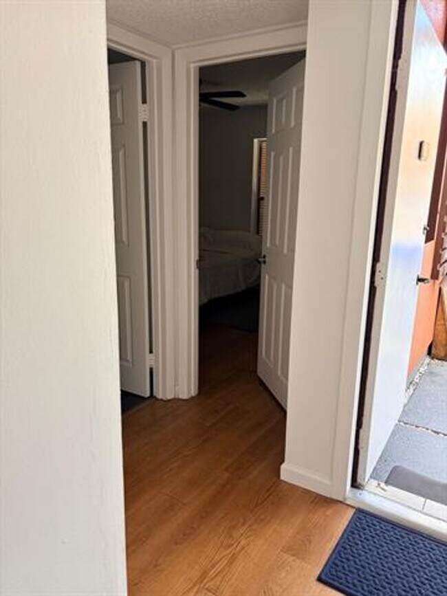 Foto del edificio - 1641 Fairway Rd