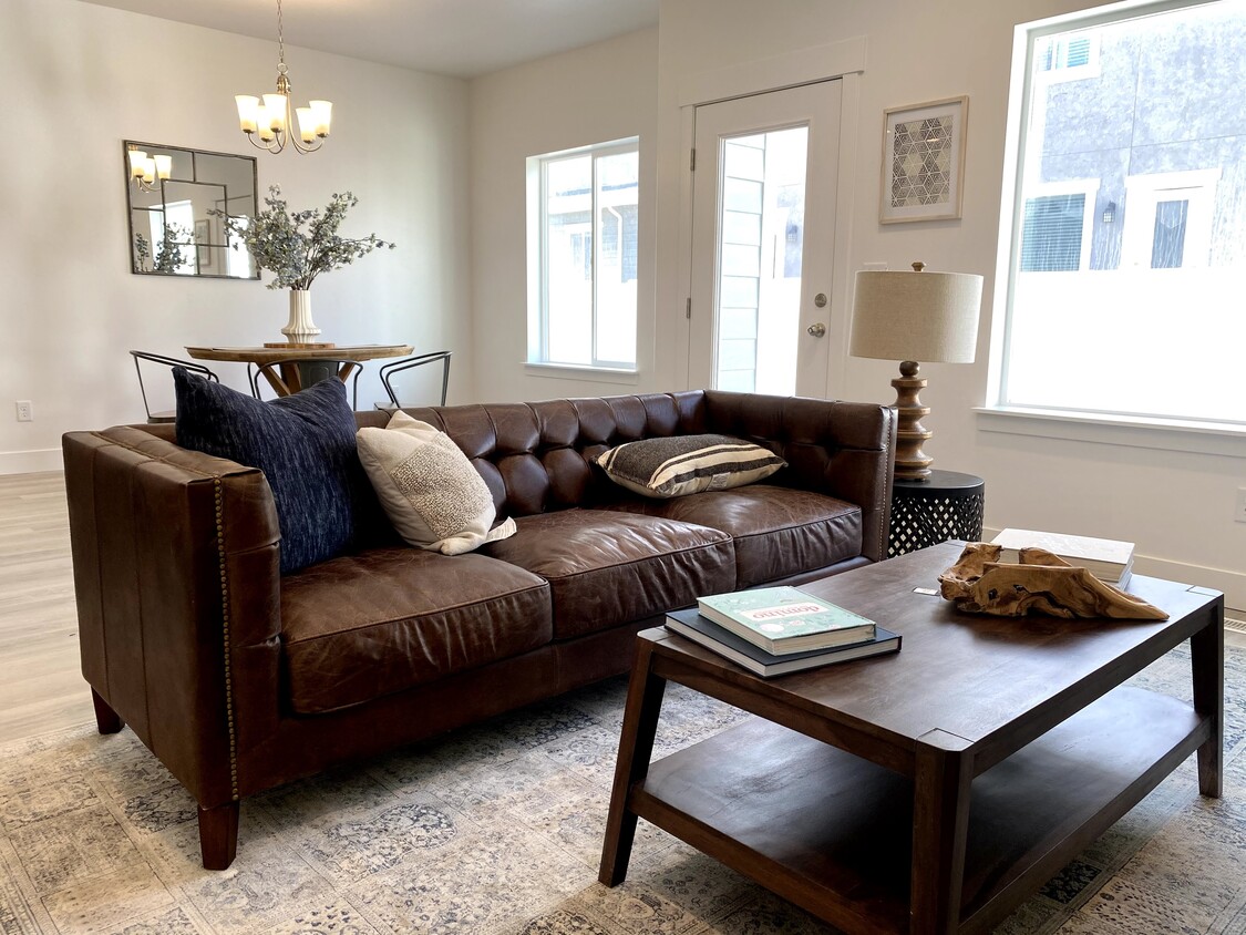 4888 E Breezy Patch Rd, Eagle Mountain, UT 84005 Townhome Rentals in Eagle Mountain UT