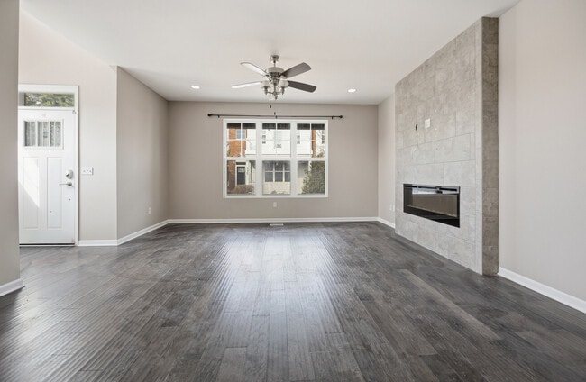 Foto del edificio - 901 Times Square Dr