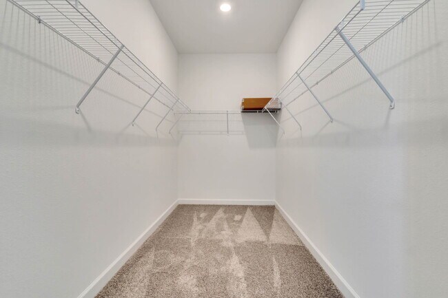 Foto del edificio - Stunning 4BR Eastham Plan in Pine Glen | Solar Home with Resort-Style Amenities in St. Cloud, FL