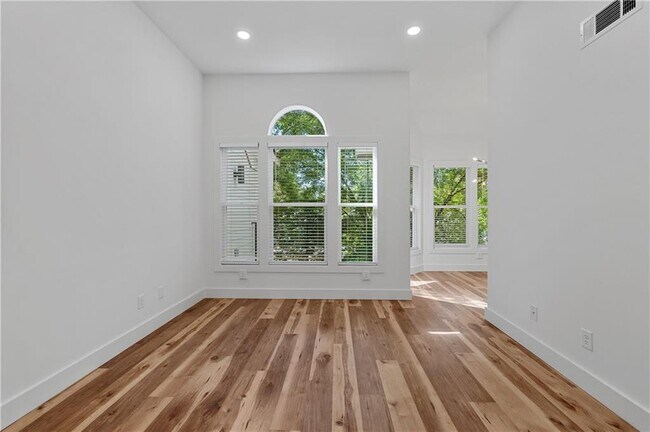 Foto del edificio - 855 Piedmont Ave NE