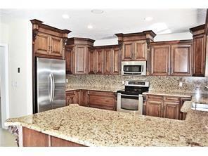 Foto del edificio - 8651 Gatehouse Rd