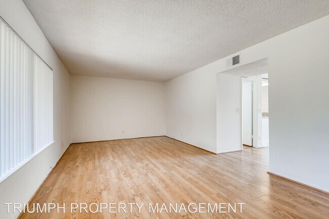 Building Photo - 3 br, 2.5 bath House - 3323 Loma Linda Lane