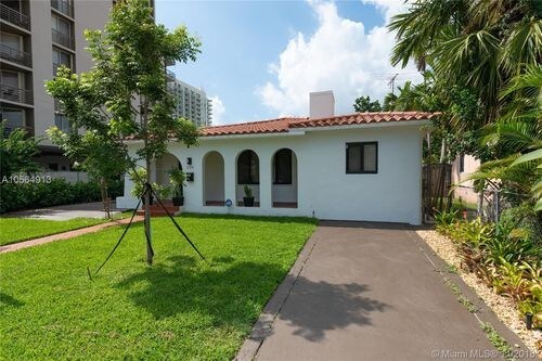 Foto del edificio - 320 SW 24th Rd