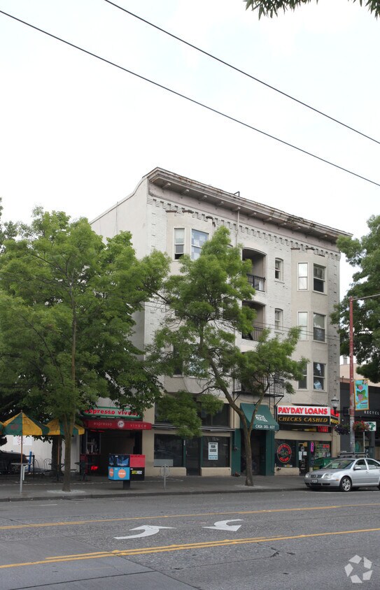 Casa Del Ray Apartments Apartments in Seattle, WA