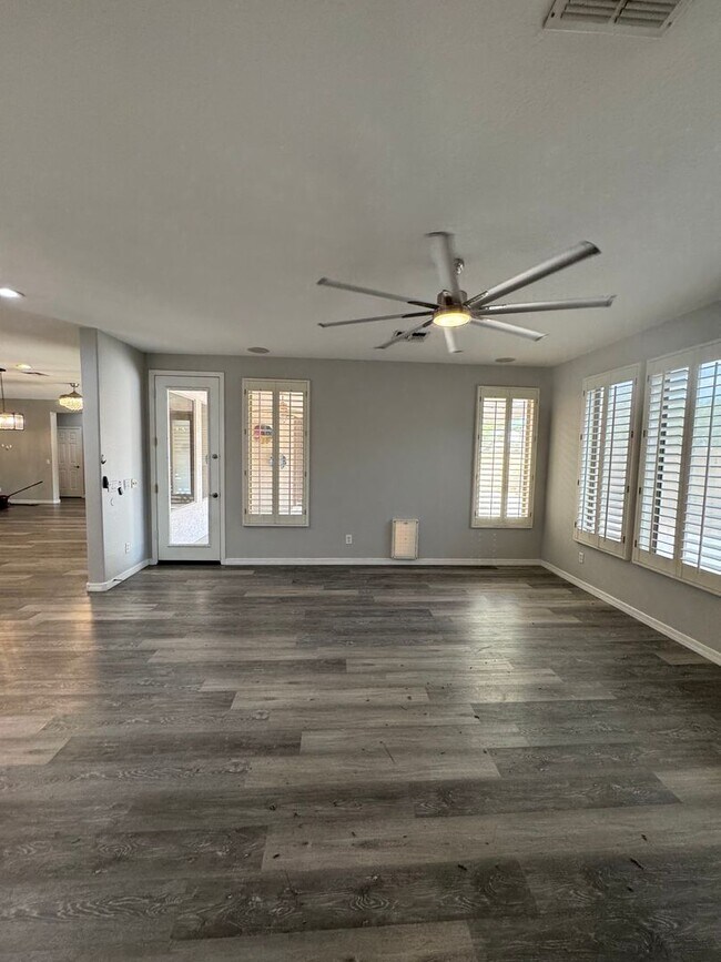 Building Photo - 4 bedroom with pool in Anthem