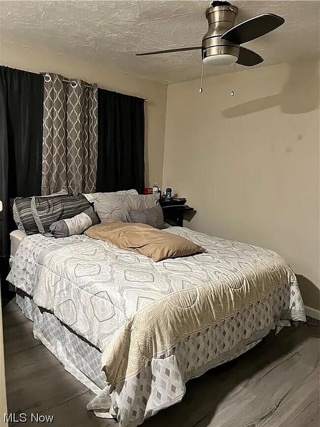 Foto del edificio - 4309 E 142nd St