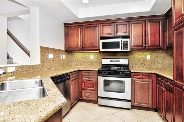 Foto del edificio - 165 Stepping Stone