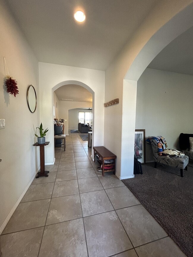 Building Photo - 9504 Stone Ridge Dr NW