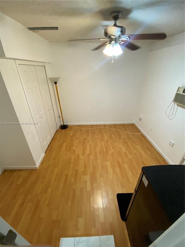 Foto del edificio - 8182 SW 163rd Ave