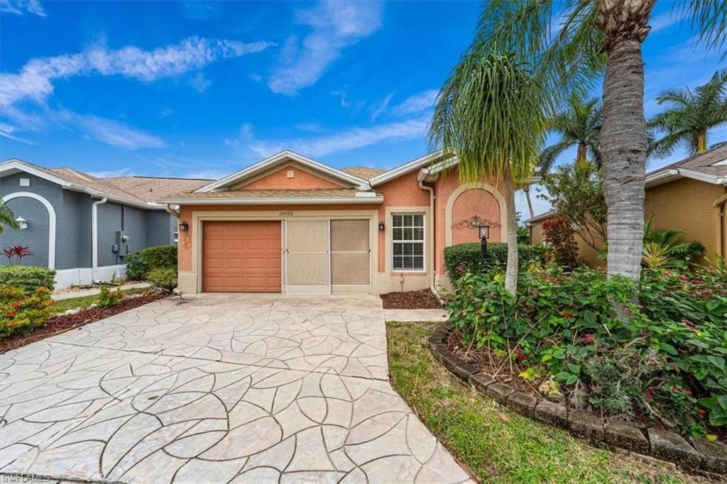 Foto principal - 10726 Parrot Cove Cir