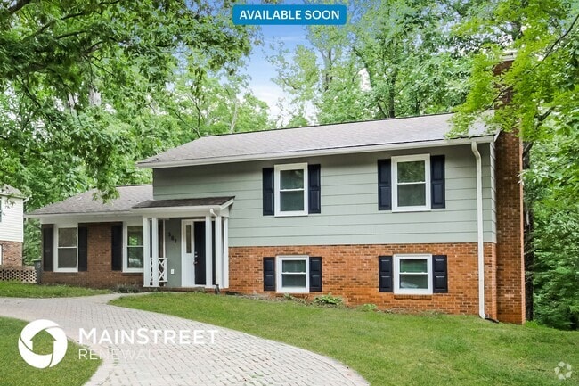 Building Photo - 307 Pendleton Dr