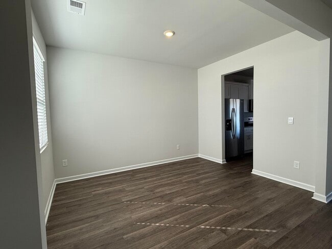 Building Photo - 935 Raghorn Rd