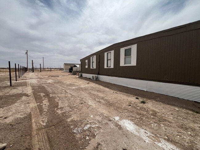 Foto del edificio - 8515 S County Rd